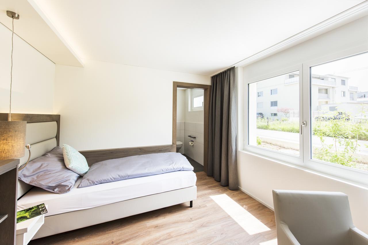 Hotel Tilia Uster Bagian luar foto