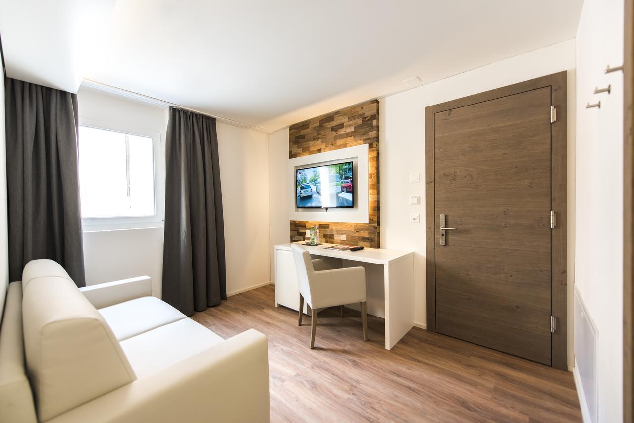 Hotel Tilia Uster Bagian luar foto